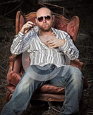 sleazy-man-vintage-chair-29583589